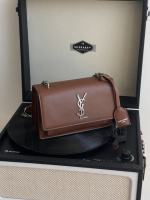 Жіноча сумочка клатч Saint Laurent гладка коричневий