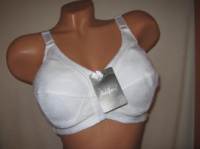 Бюстгальтер без поролону і кісточок 90С і 105С білий