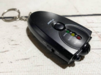 Алкотестер брелок с фонариком / 6360А