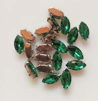 Страз (стекло)  в металлической оправе. Размер - 6×12 мм. Цвет - бирюзовый