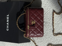 Chanel Vanity Logo Handle Premium бордовий