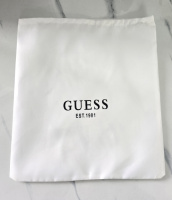 Пильовик Guess маленький