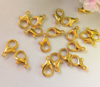 Замок -лобстер. Размер - 12 мм. Цвет - лимонное золото. Упаковка - 5 шт.