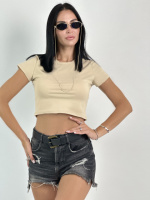Облягаюча укорочена футболка «Kim» оптом | Розпродаж моделі Бежевий, 46-48