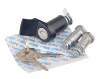 Замок багажника ВАЗ 2115 с ключами и личинками дверей