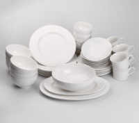 Столовий керамічний сервіз на 6 персон 39 предметів, білий