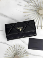 Жіночий гаманець Prada великий подвійний чорний