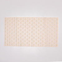 Коврик для душа из поливинилхлорида на присосках 73×40 см Белый HP-42-8W