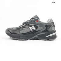 New Balance 725 темно сірі