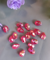 Хрустальные бусины*капля*. Размер 6*8мм. Цвет красный прозрачный с переливом. Цена указана за 1 шт