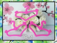 Бижутерия, очки и прочие аксессуары для кукол