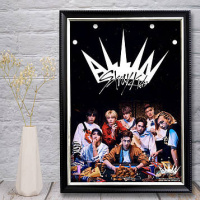 Плакат постер K-Pop Stray Kids у рамці 07