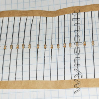 0,125W 3R9 3,9 Ohm 5% резистори виводні