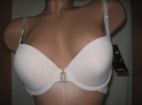 Бюстгальтер YYG на поролоні гладкий чашка В застібка спереду беж