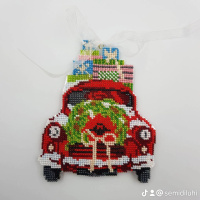 Набір для вишивки бісером ялинкова прикраса Червоне новорічне авто