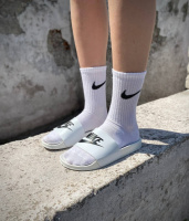 Жіночі шльопанці Nike white black logo
