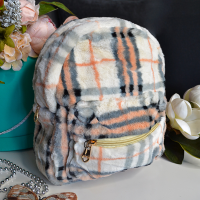 Жіночий хутряний рюкзак