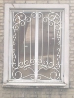 Кованые решетки на окна Луцк