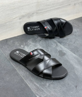 Шкіряні шльопанці  колір чорний