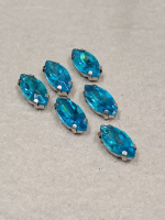 Страз (стекло)  в металлической оправе. Размер - 6×12 мм. Цвет - голубой