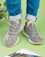 Чоловічі сірі кросівки з текстилю