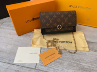 Кошелек на Цепочке Louis Vuitton Flore Monogram