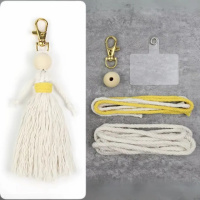 Набор макраме для рукоделия и плетения брелока «Куколка» для ключей и аксессуаров белый с жёлтым