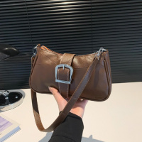 Подовжена сумка через плече з екошкіри 78577-1DB