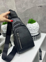 Чорна чоловіча сумка-слінг з натуральної шкіри на два відділення (1783)