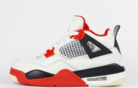 Зимові жіночі кросівки Nike Air Jordan 4 (36-41)