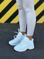 Жіночі зимові кросівки