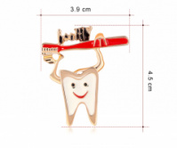 Брошь - подвеска медицинская «Зуб качается на зубной щетке».