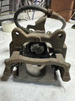 Суппорт задний правый R Geely EC7/EC7RV Джили Емгранд 7