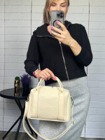 Беж - крокодиловий принт - стильна, молодіжна сумочка на блискавці зі знімним ремінем  (0567-3)