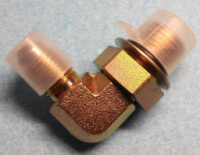 Фитинг 90° на маслостанцию