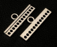 Коннектор. Размер - 34×6мм. Цвет - серебро. Цена указана за 1 шт