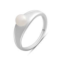 Серебряное кольцо CatalogSilver с натуральным жемчугом, вес изделия 2,62 гр (2186915) 17.5 размер