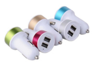 Зарядний пристрій 12V 2 USB кругла у кольорі