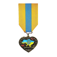 Волонтерка-серце України