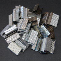 Скоба металева 16х28мм