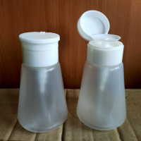 Флакони «Кантрі» 180 мл, з розпилювачем з верхньою подачею та мірною шкалою