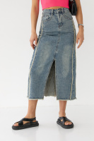 Джинсова спідниця міді з розрізом і бахромою — джинс-колір, S (є розміри)