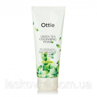 Зволожуюча пінка для обличчя з екстрактом зеленого чаю Green Tea Cleansing Foam Ottie