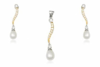 Срібний набір з натуральними перлами і цирконами (TN595)