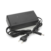 Зарядное устройство для аккумуляторов Li-ion 12V (12,6V),3S,10A, штекер 5,5х2,5мм, индикация