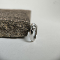 Серебряное кольцо CatalogSilver с натуральным жемчугом 2.5ct, вес изделия 4,08 гр (2184140) 18 размер