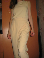 Жіночий комбінезон YAS бежевий розмір М