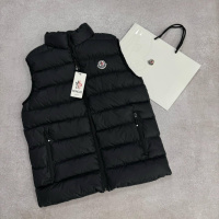 Жилетка Moncler чорна