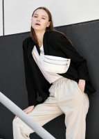 Сумка на пояс бананка високої якості українського виробництваКомфорт, біла на 2 блискавки