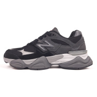 New Balance 9060 чорні з сірим (червоний язик)